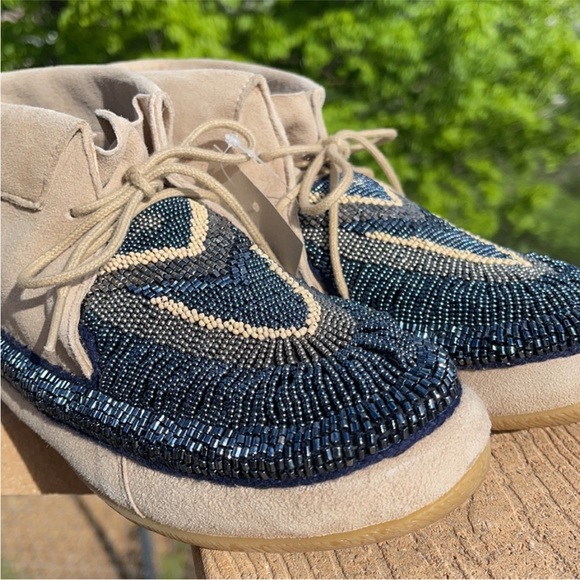 SUNDANCE LAIDBACK LONDON FULLY BEADED LEATHER “INCA” MOCCASINS SIZE 8.5 - Picture 4 of 10